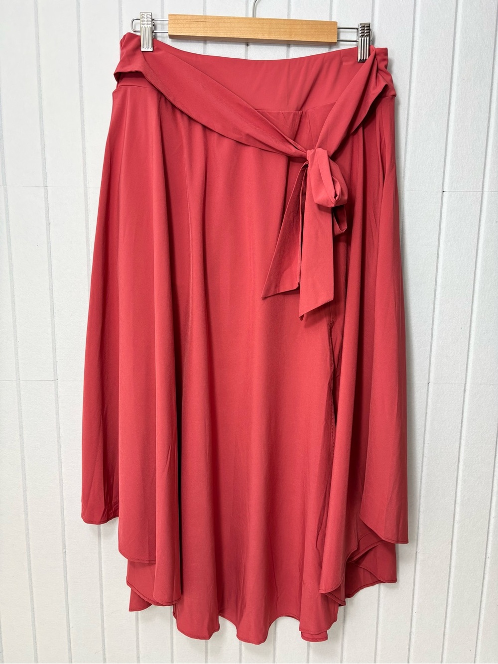 Halara High Waisted Tie Side 2-in-1 Curved Hem Flowy Quick Dry Midi skirt Size L